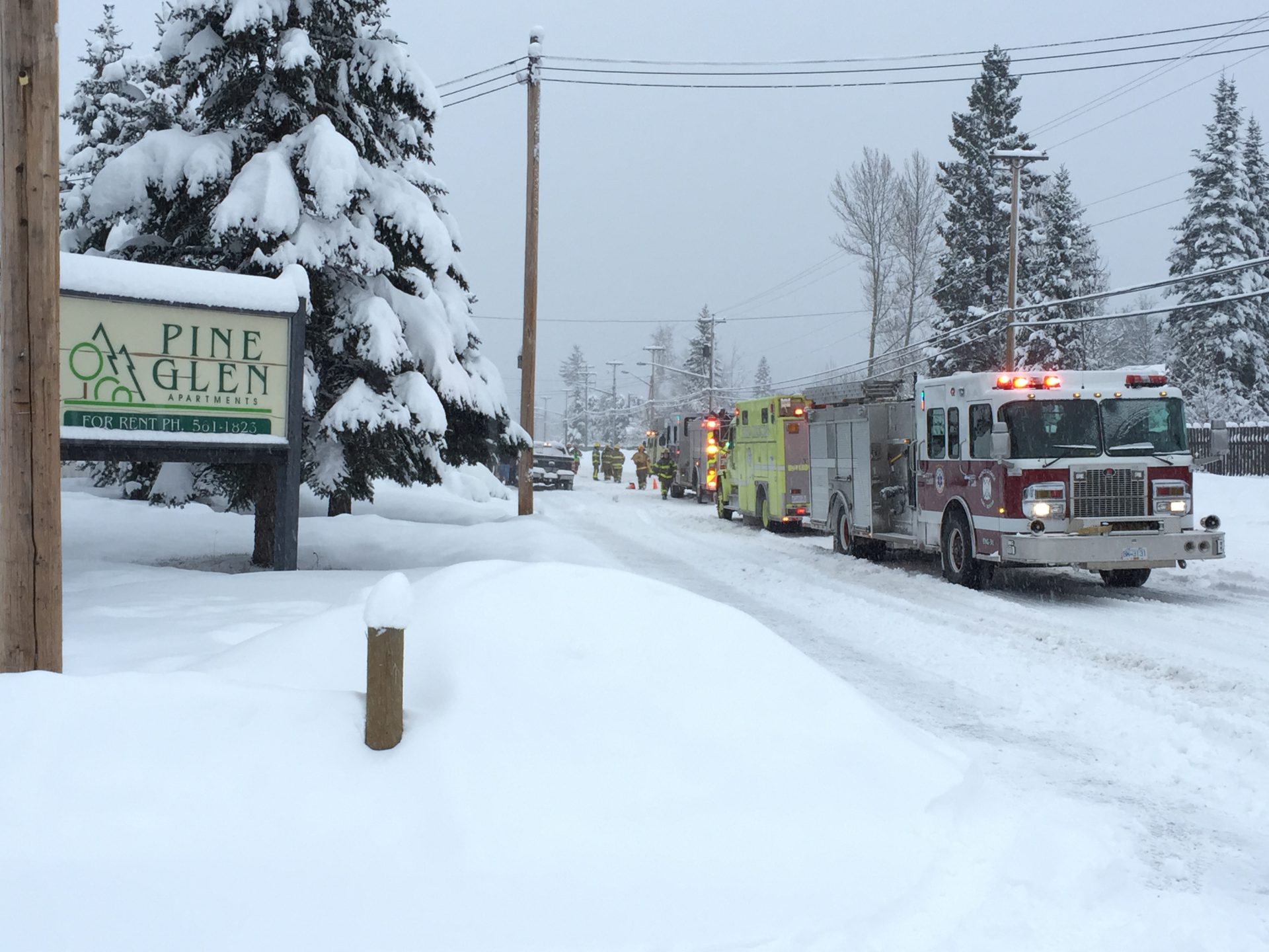 Early morning blaze keeps fire crews busy