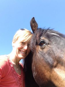 Lisa Loewen with therapy horse, Smokie