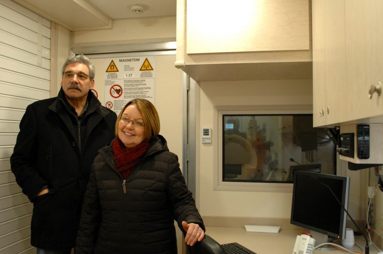 Mobile MRI unit arrives at UHNBC while old machine is being replaced