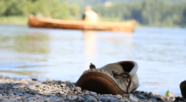 Traditional birch bark canoe takes maiden voyage on Nechako River