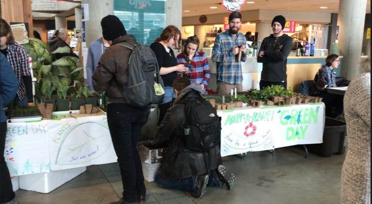 Students take part in the 2018 Green Day event at UNBC