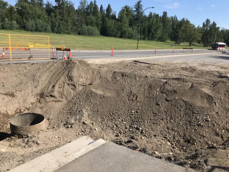 WATCH: Sinkhole at Winnipeg, Carney could take months to fix