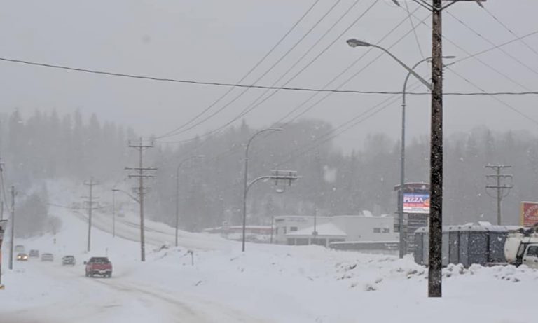 UPDATE: Road re-opened after unchained semis cause closure at Peden Hill