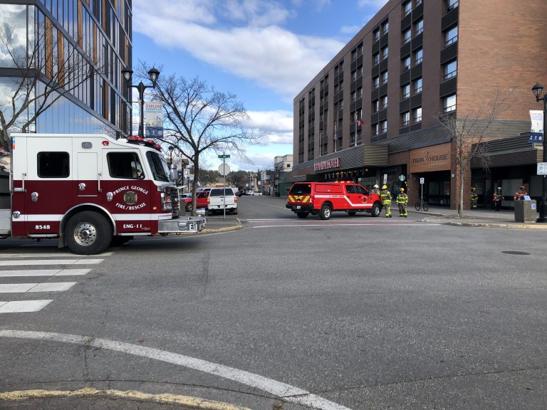 Heavy smoke shuts down George Street block