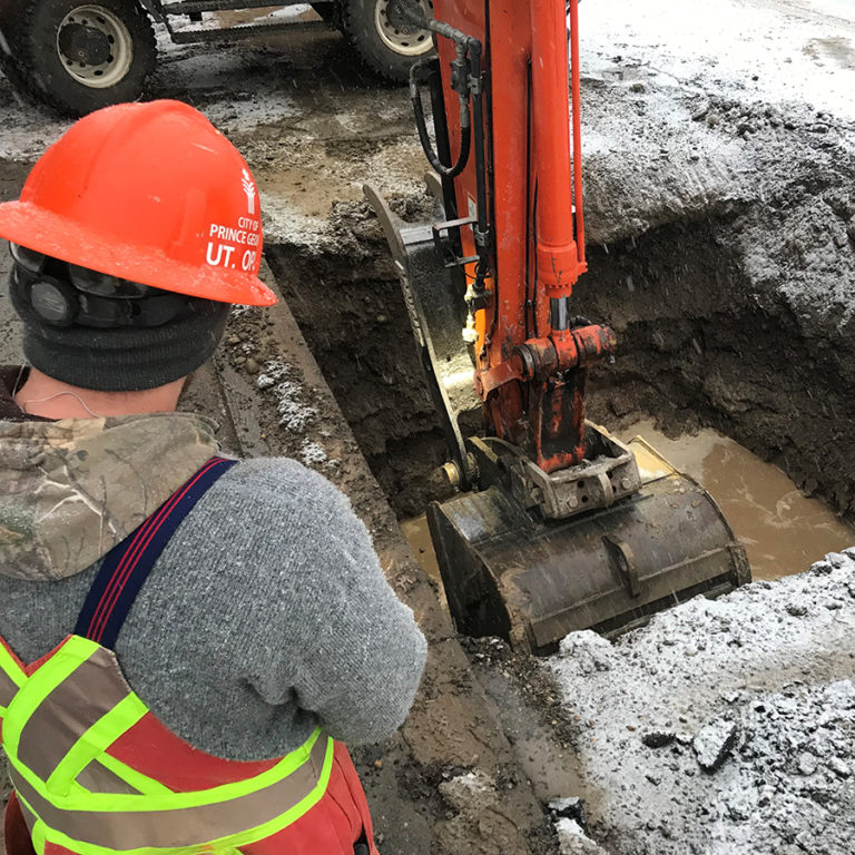 Water main bursts on Southridge Avenue