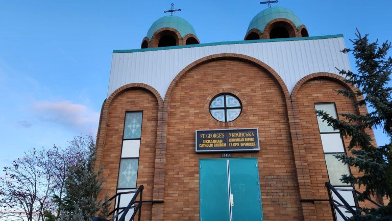 Independence Day of Ukraine market raising money for bombed children’s hospital