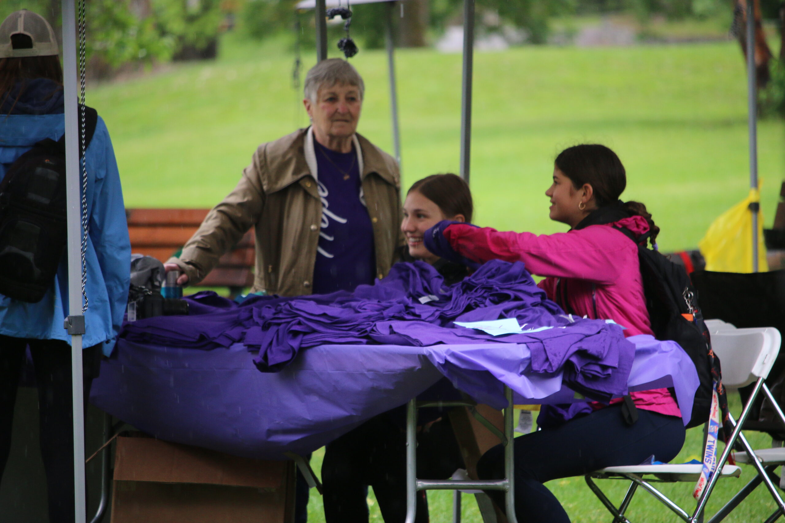 PG residents brave the rain for ALS Walk – My Prince George Now