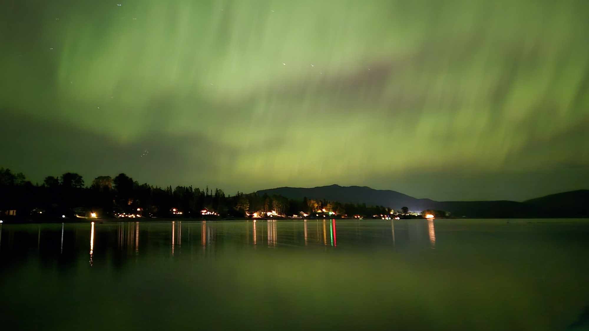 Gli sciami meteorici, l'aurora boreale e la connessione Marte-Giove creano uno spettacolo spettacolare nel cielo