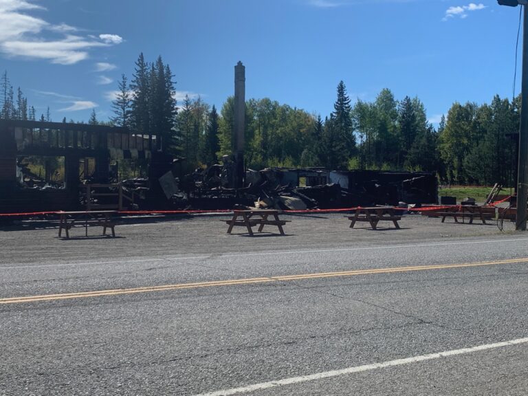 Fire destroys commercial building in Lone Butte