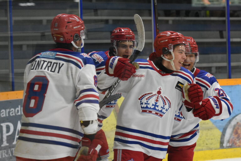 Maro’s hat-trick sinks Spruce Kings in Powell River