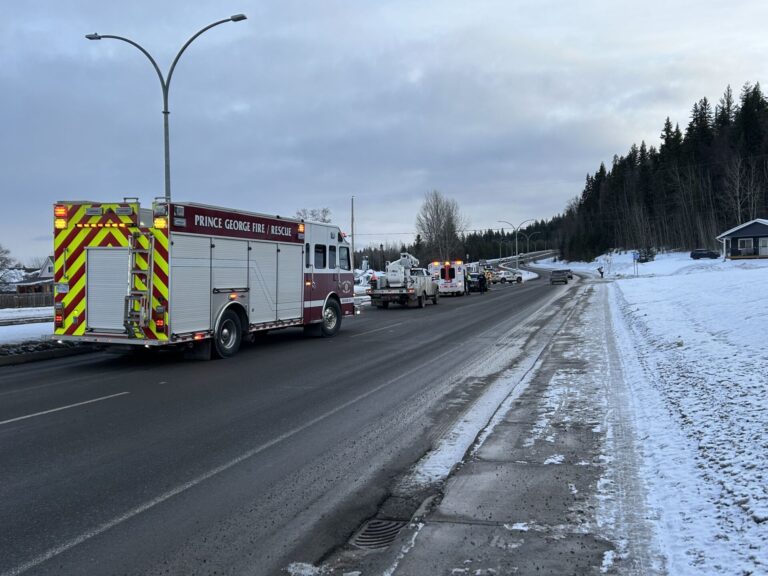 Updated: Traffic back to normal following crash on Ospika