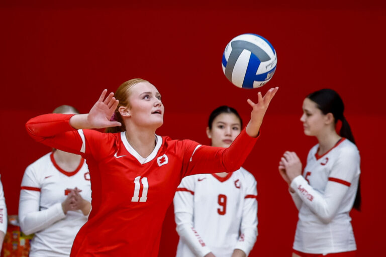 Duchess Park graduate recognized with Volleyball BC scholarship