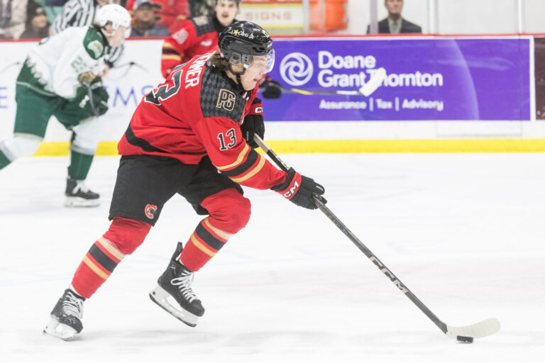 Cougars topple league-leading Silvertips